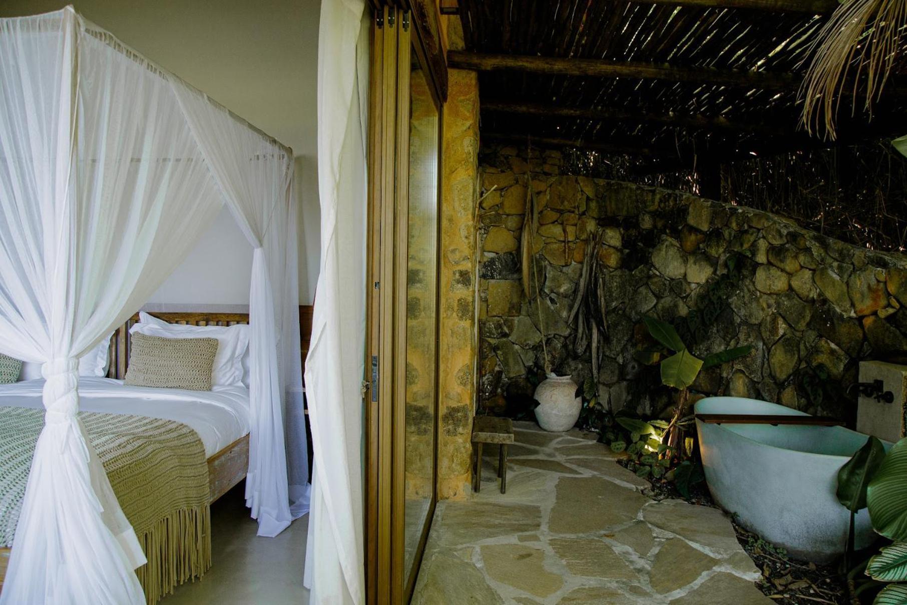 Hotel Casa Salga à Ilhabela Extérieur photo